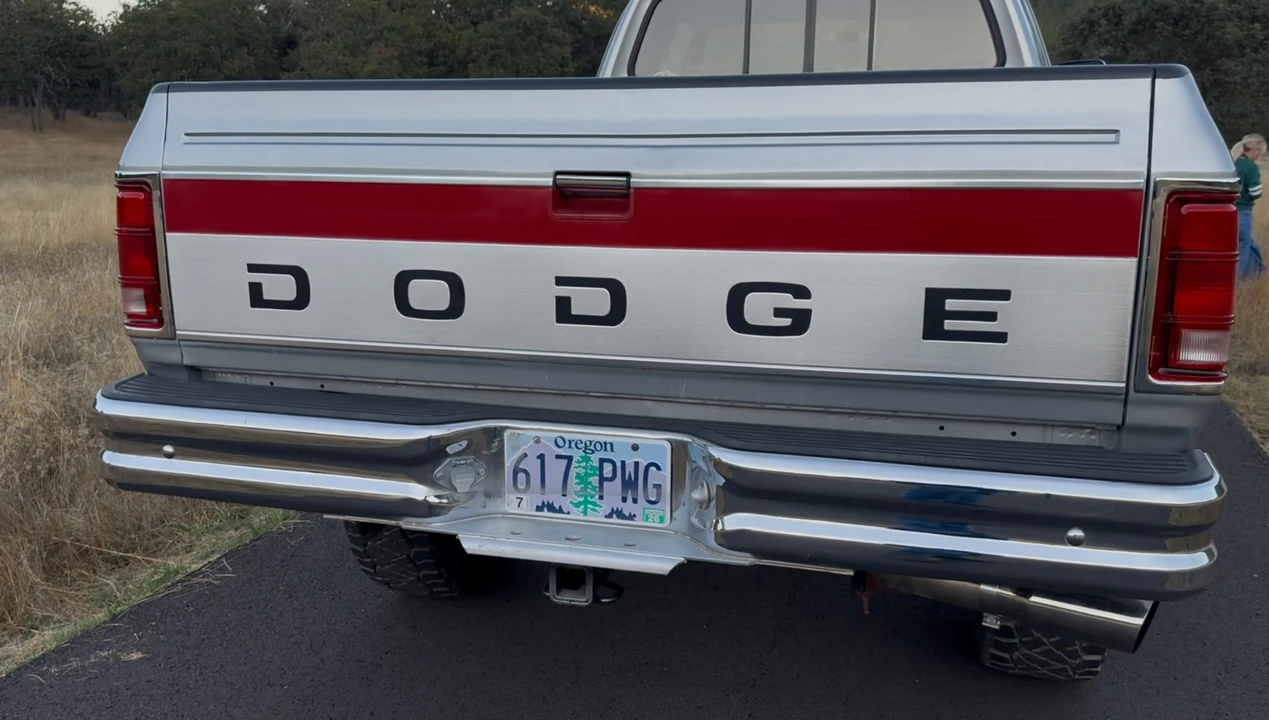 1993 Dodge Ram 1st Gen - Image 28 of 31