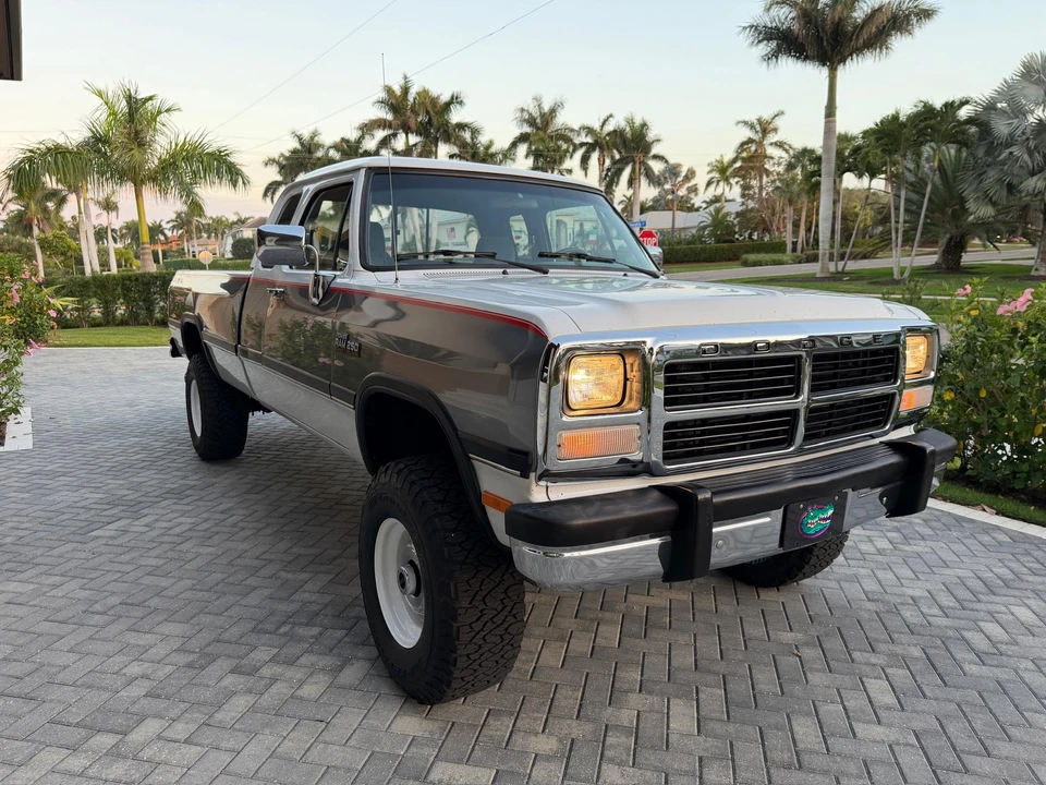 1993 Dodge Ram 1st Gen - Image 25 of 31