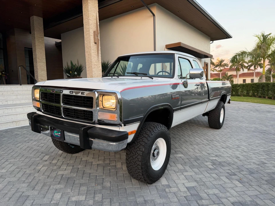 1993 Dodge Ram 1st Gen - Image 4 of 31