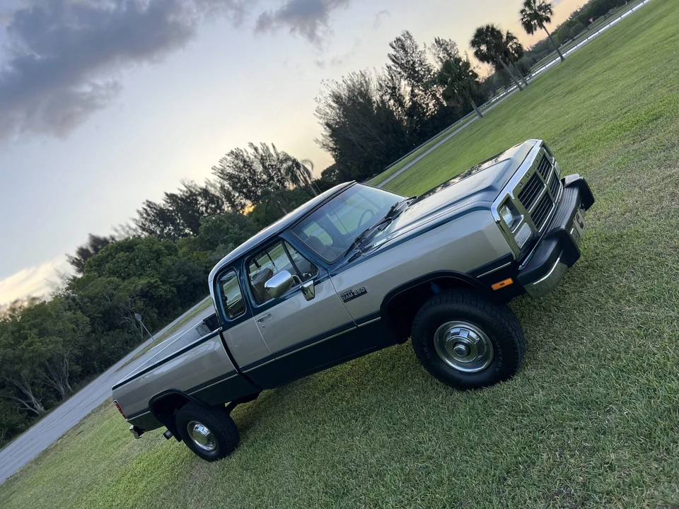 1993 Dodge Ram 1st Gen - Image 8 of 31