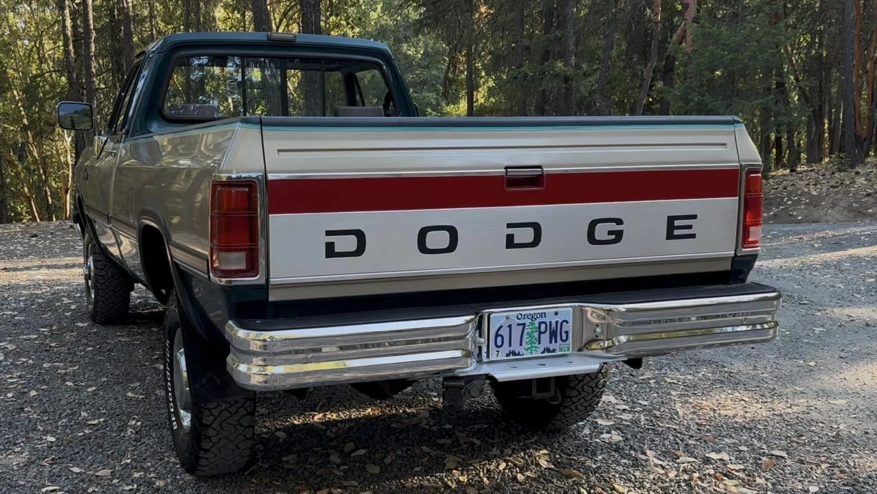 1993 Dodge Ram 1st Gen - Image 18 of 31
