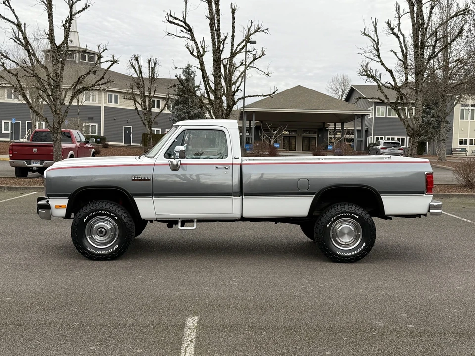 1993 Dodge Ram 1st Gen - Image 5 of 31
