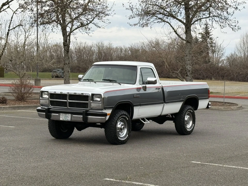 1993 Dodge Ram 1st Gen - Image 26 of 31