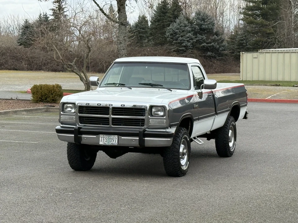 1993 Dodge Ram 1st Gen - Image 24 of 31