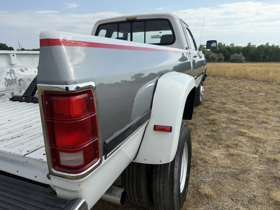 1993 Dodge Ram 1st Gen - Image 26 of 31