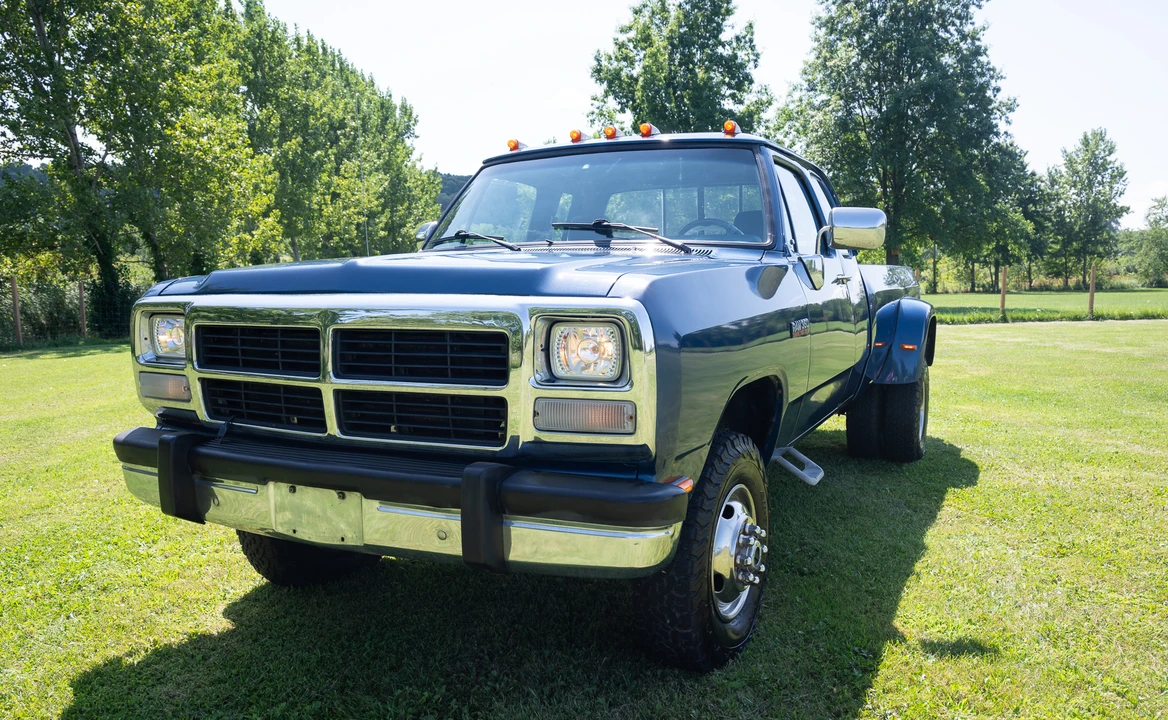 1993 Dodge Ram 1st Gen - Image 2 of 31