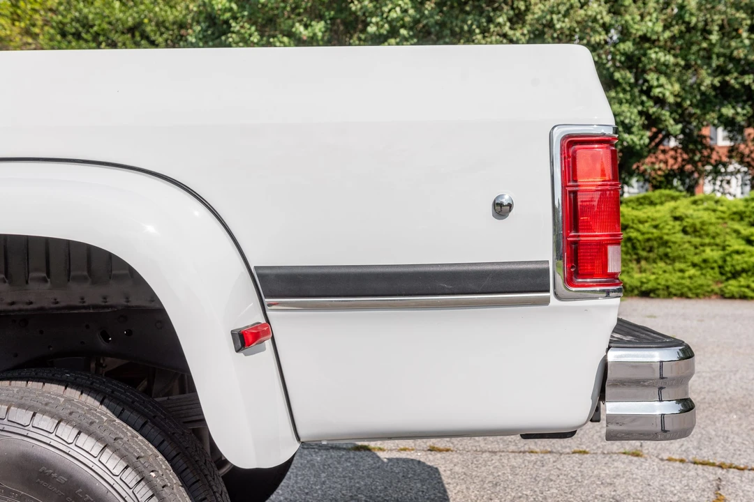 1993 Dodge Ram 1st Gen - Image 16 of 31