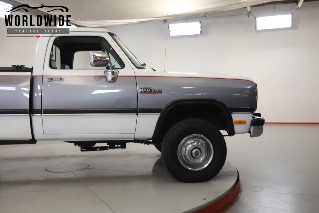1993 Dodge Ram 1st Gen - Image 8 of 12