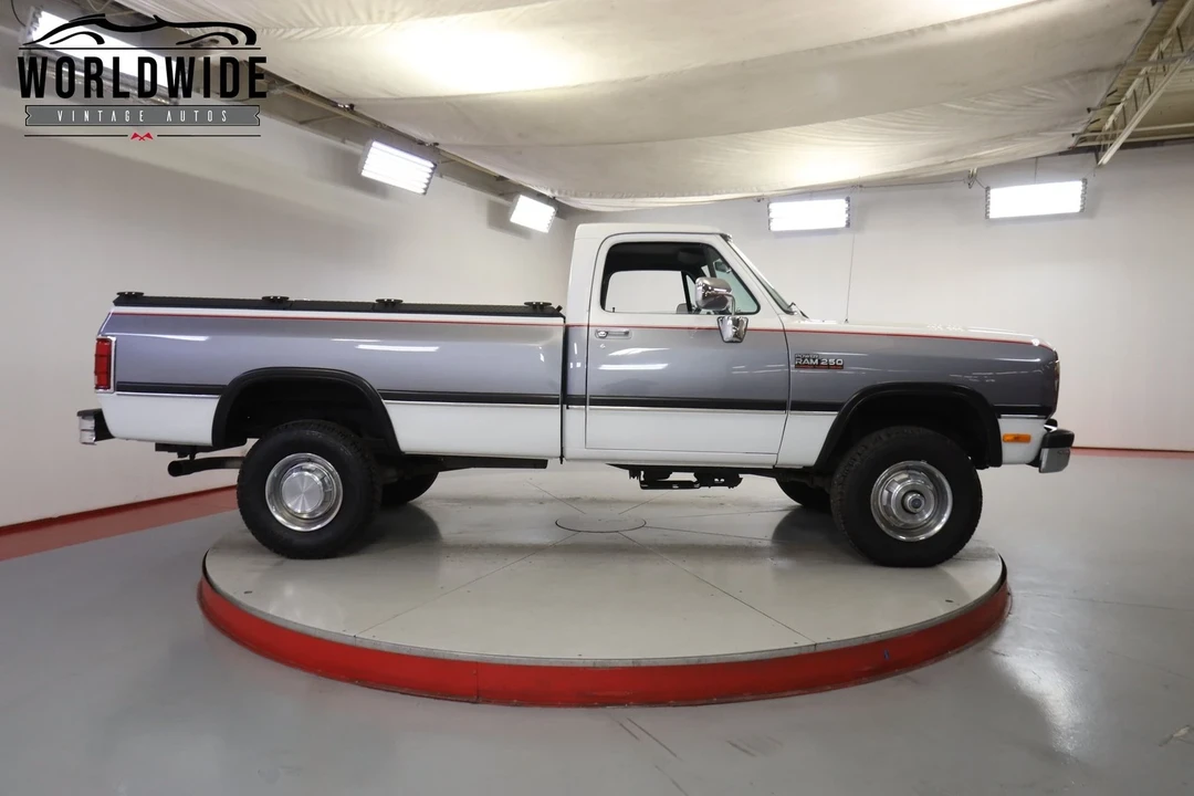 1993 Dodge Ram 1st Gen - Image 4 of 12