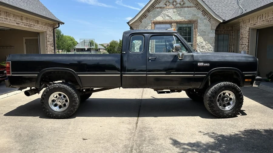 1993 Dodge Ram 1st Gen - Image 2 of 11