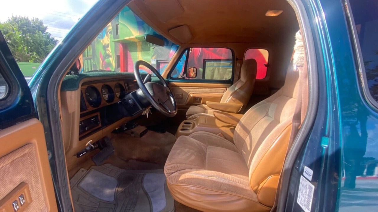 1993 Dodge Ram 1st Gen - Image 3 of 15