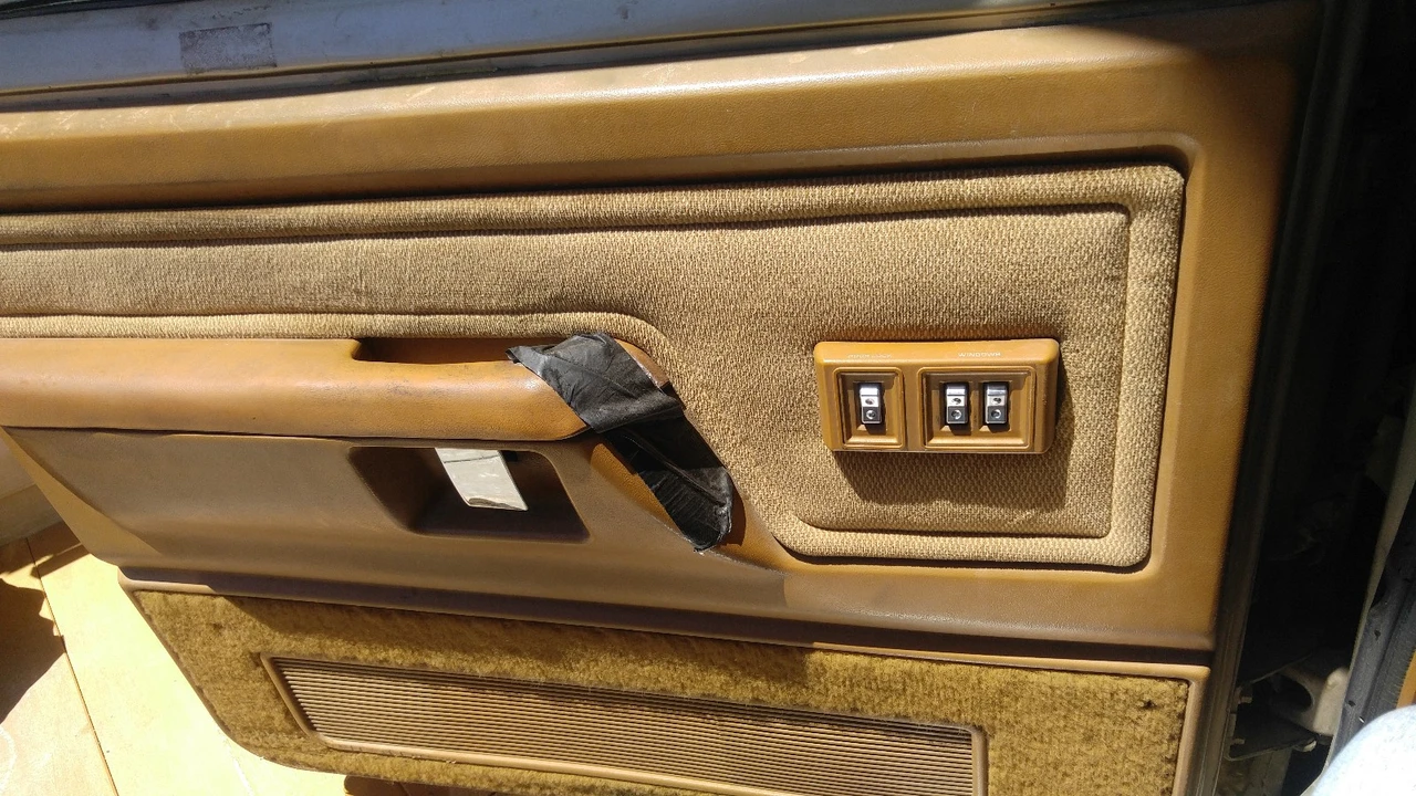 1993 Dodge Ram 1st Gen - Image 26 of 31