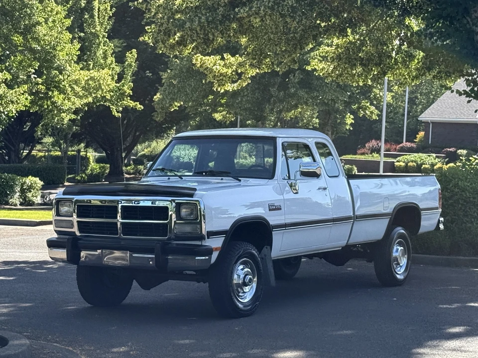 1993 Dodge Ram 1st Gen - Image 3 of 13