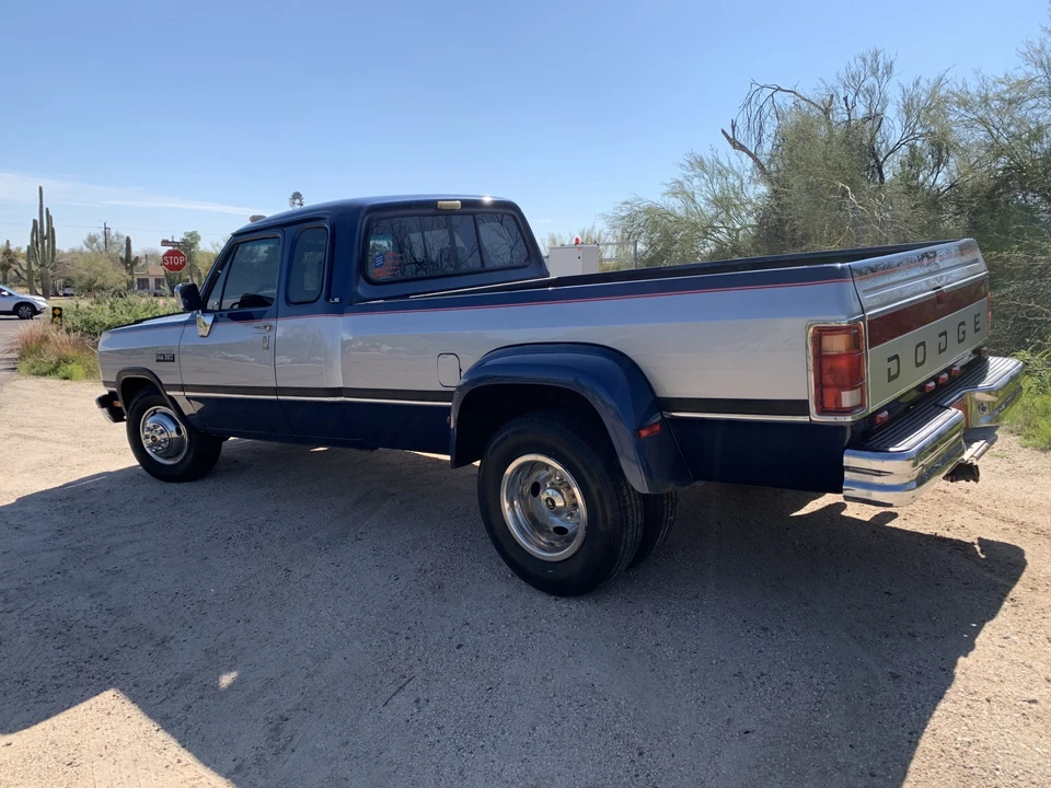 1993 Dodge Ram 1st Gen - Image 26 of 31