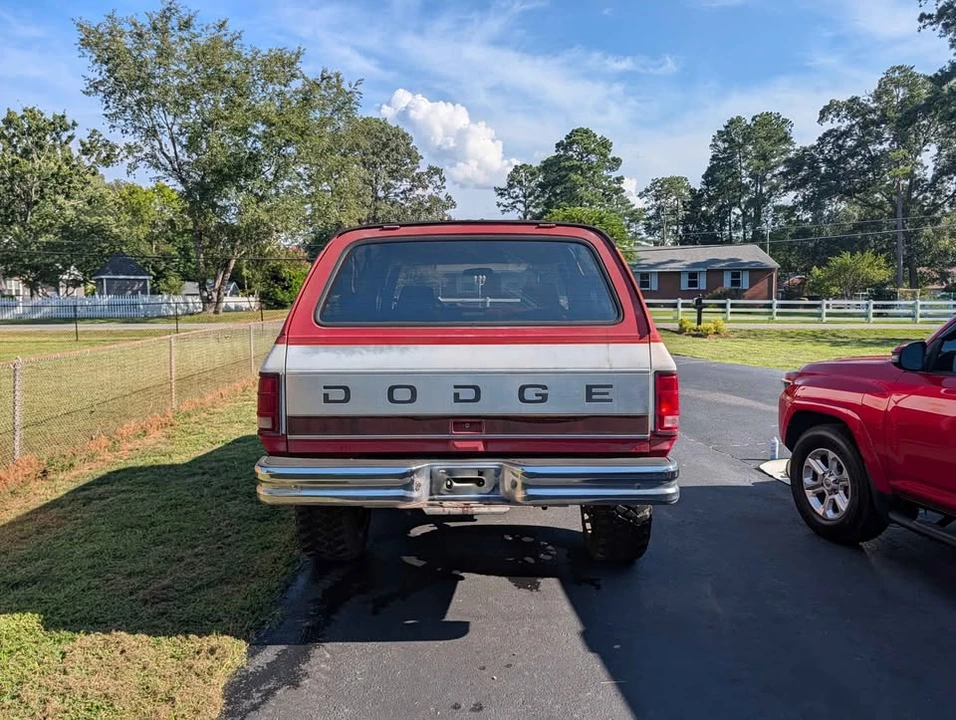 1993 Dodge Ramcharger - Image 5 of 20