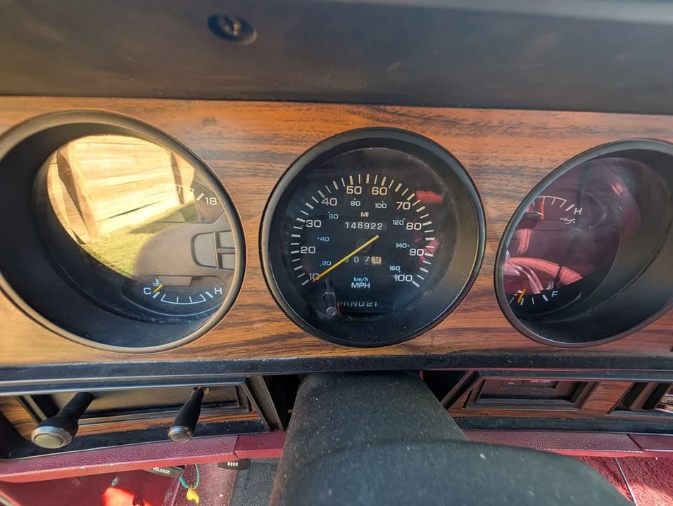 1993 Dodge Ramcharger - Image 10 of 20