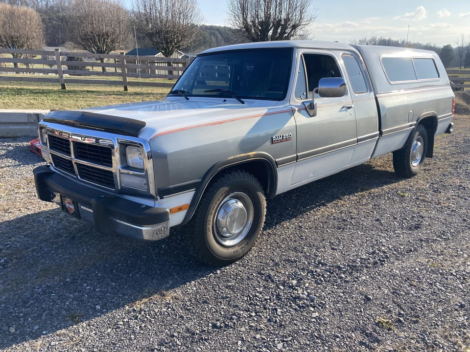 1993 Dodge Ram 1st Gen - Image 2 of 31
