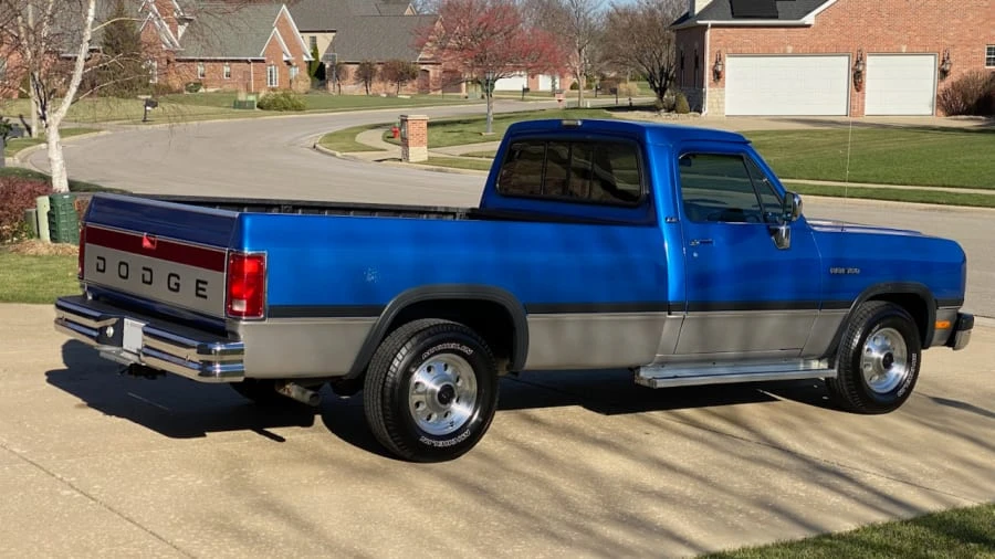 1993 Dodge Ram 1st Gen - Image 16 of 31