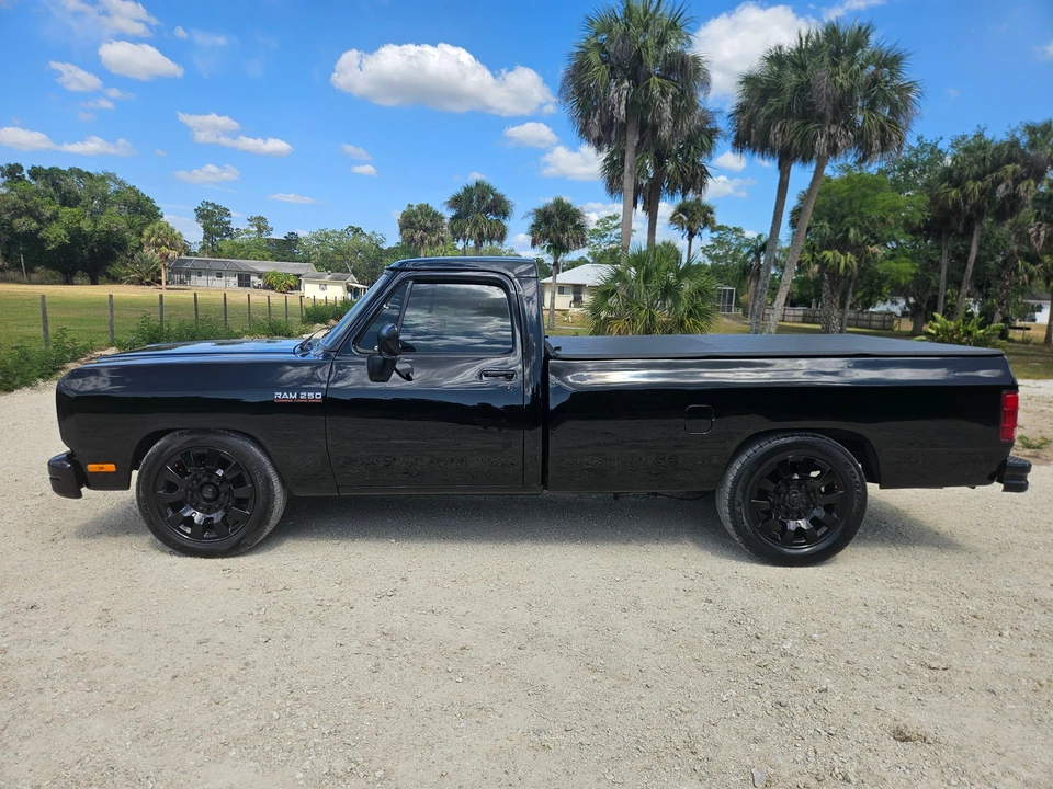 1993 Dodge Ram 1st Gen - Image 9 of 31