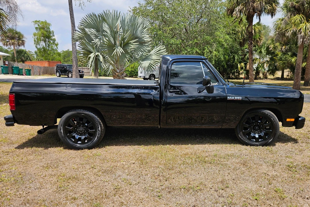 1993 Dodge Ram 1st Gen - Image 3 of 31
