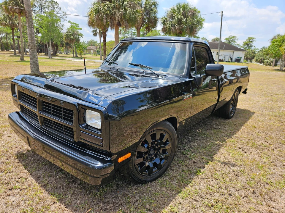 1993 Dodge Ram 1st Gen - Image 7 of 31