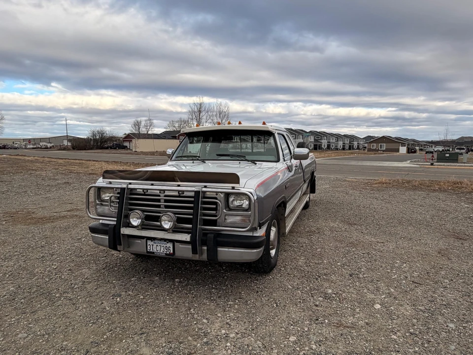 1993 Dodge Ram 1st Gen - Image 2 of 31