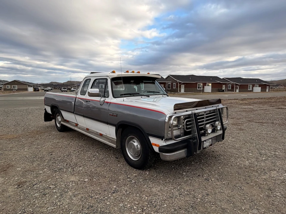 1993 Dodge Ram 1st Gen - Image 27 of 31