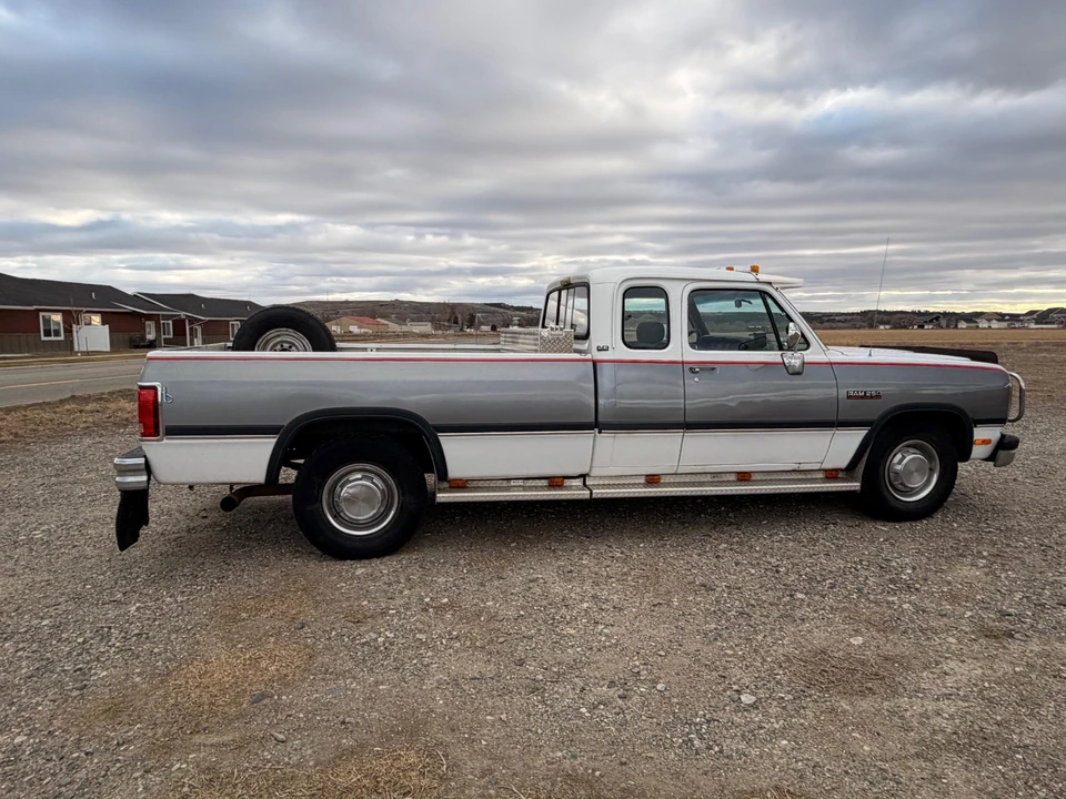 1993 Dodge Ram 1st Gen - Image 20 of 31