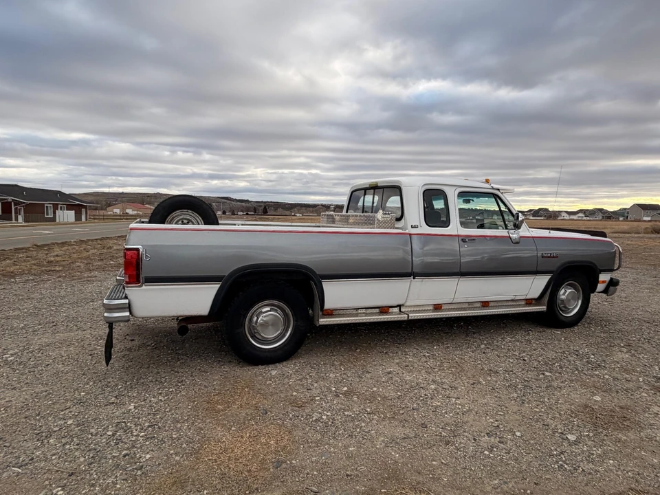 1993 Dodge Ram 1st Gen - Image 18 of 31