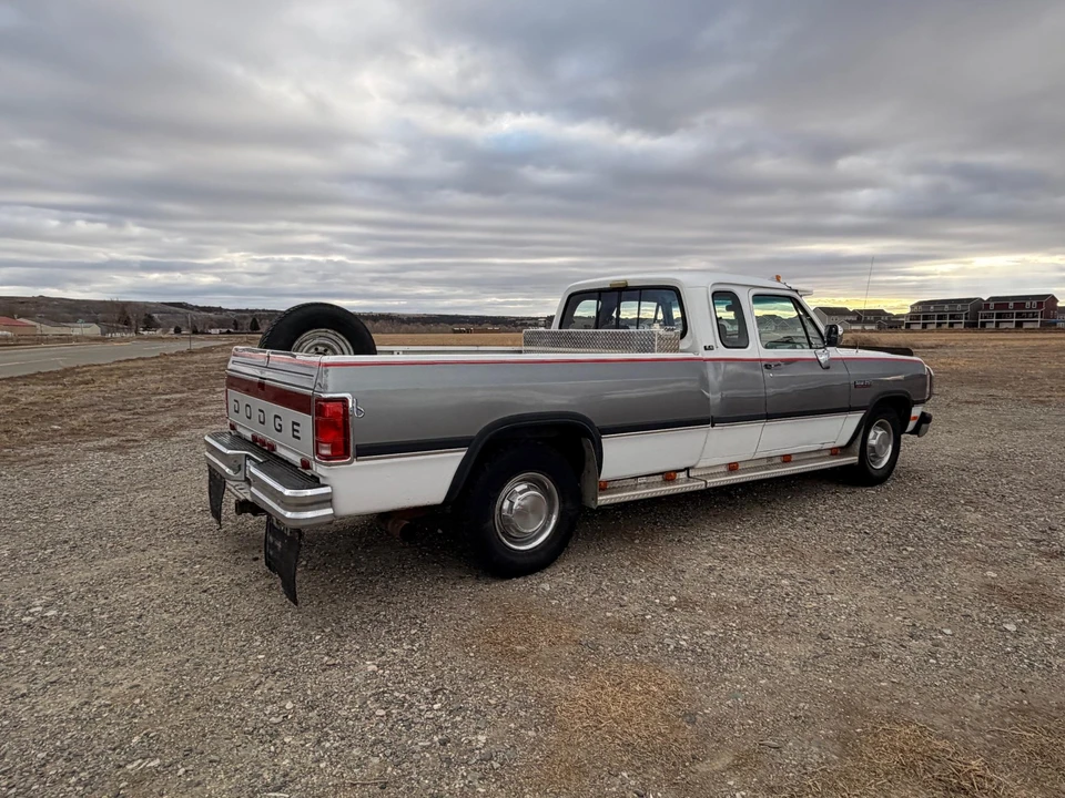 1993 Dodge Ram 1st Gen - Image 16 of 31