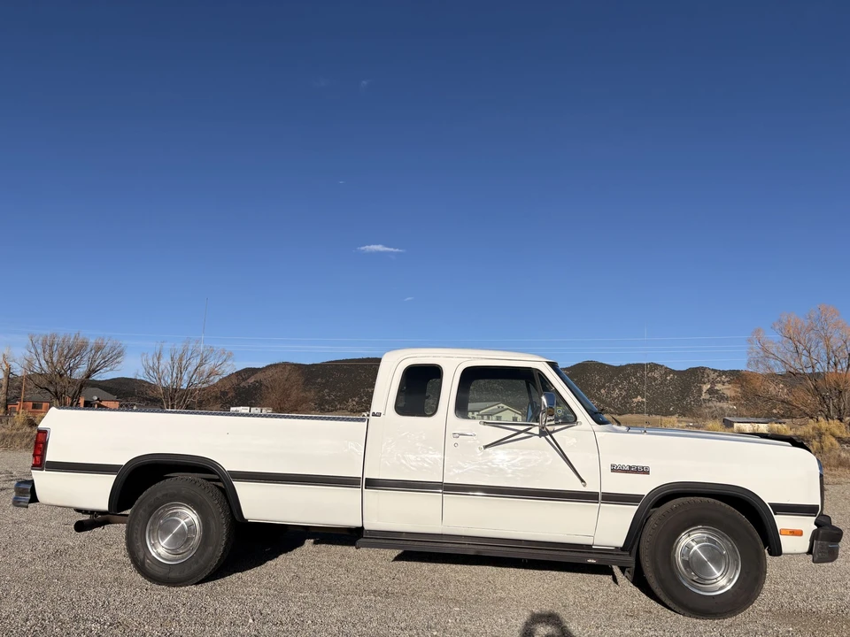 1993 Dodge Ram 1st Gen - Image 8 of 31