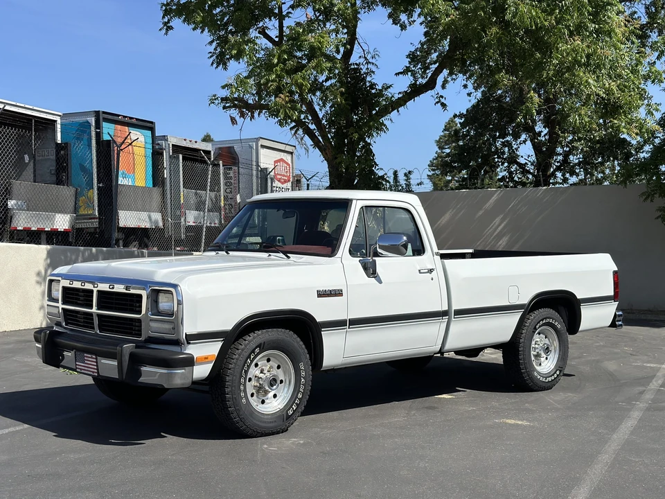 1993 Dodge Ram 1st Gen - Image 26 of 31
