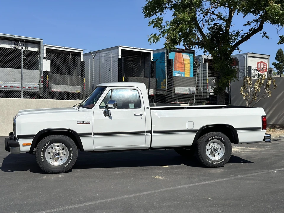 1993 Dodge Ram 1st Gen - Image 23 of 31