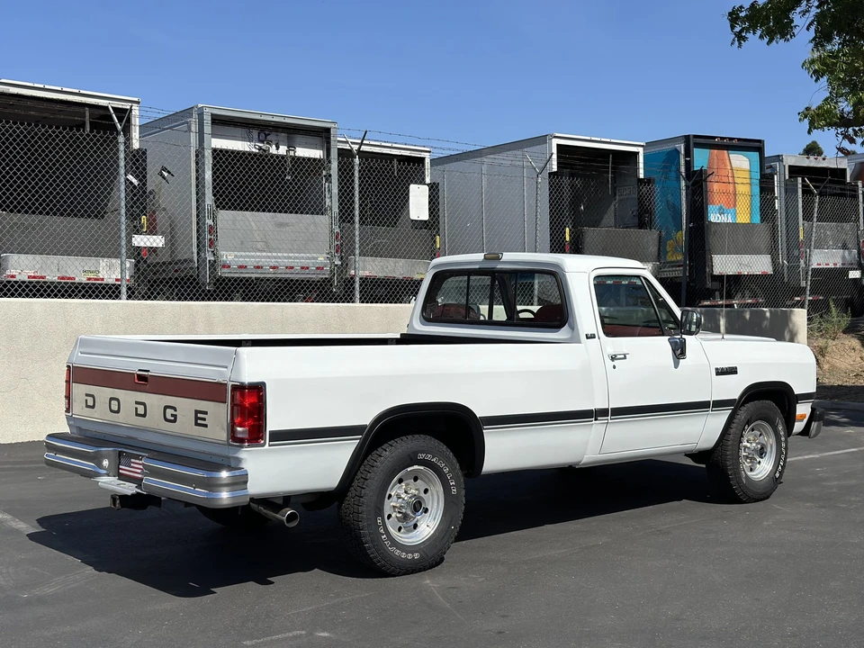 1993 Dodge Ram 1st Gen - Image 13 of 31