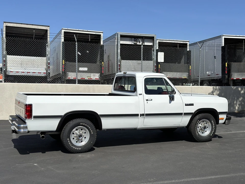 1993 Dodge Ram 1st Gen - Image 11 of 31