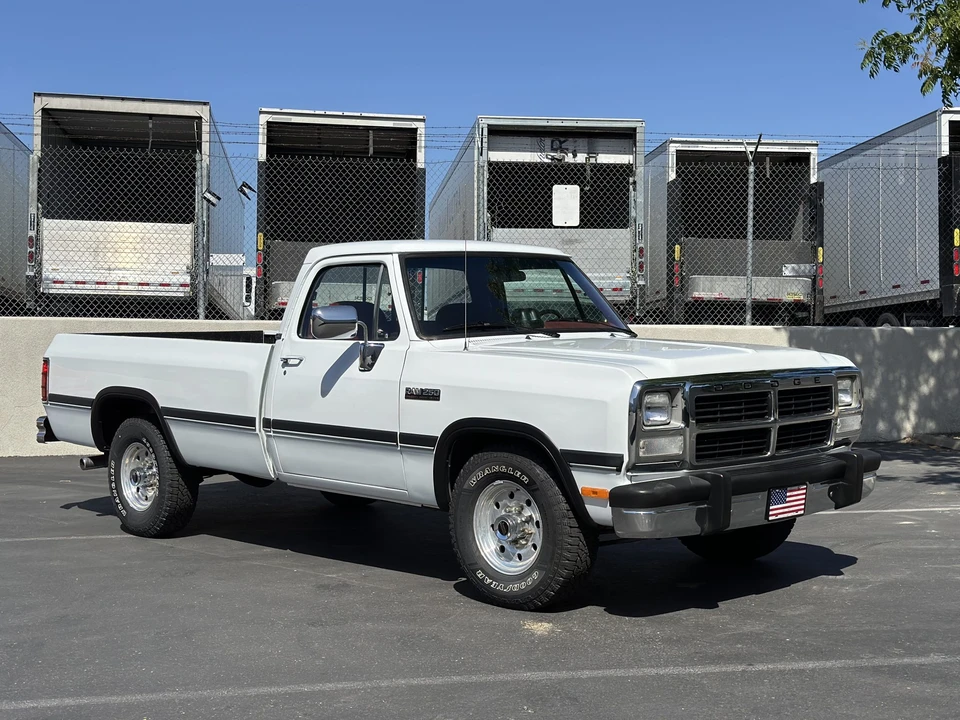 1993 Dodge Ram 1st Gen - Image 5 of 31