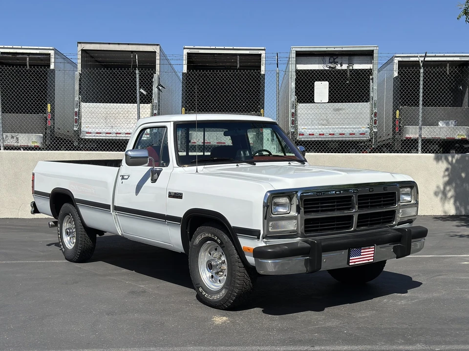 1993 Dodge Ram 1st Gen - Image 4 of 31