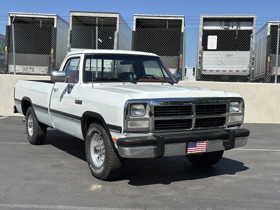 1993 Dodge Ram 1st Gen - Image 2 of 31