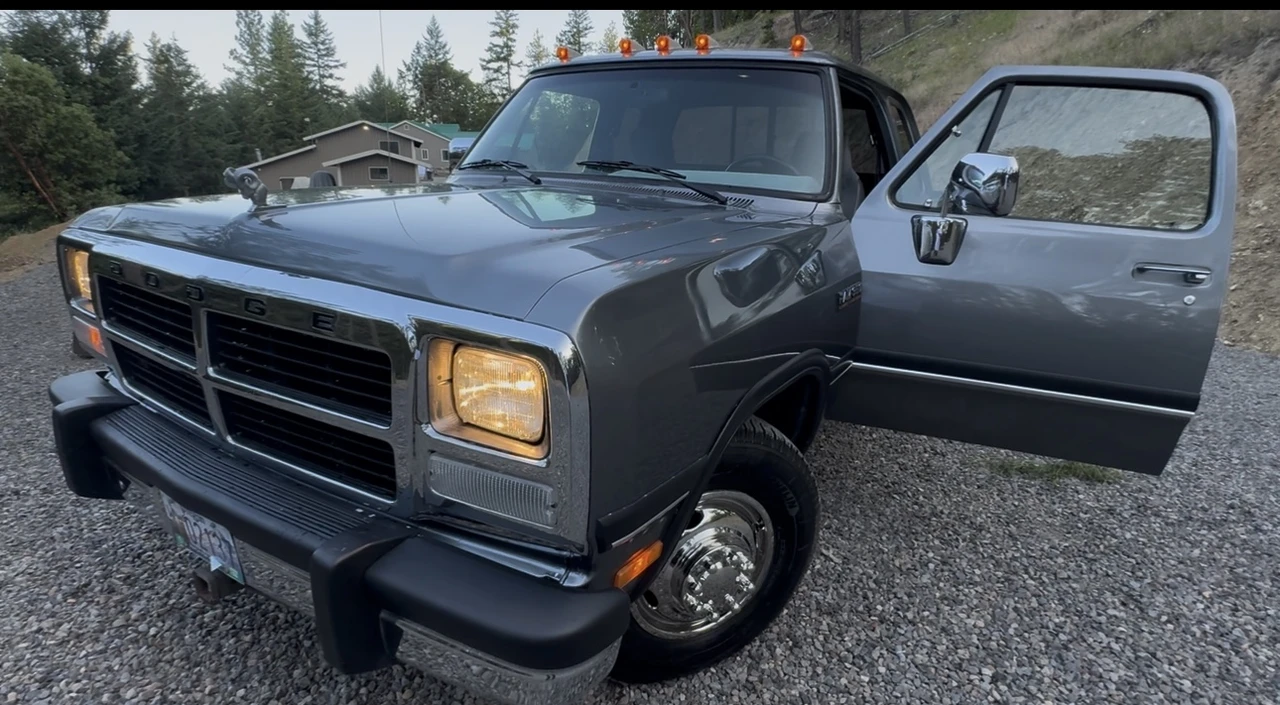 1993 Dodge Ram 1st Gen - Image 25 of 31