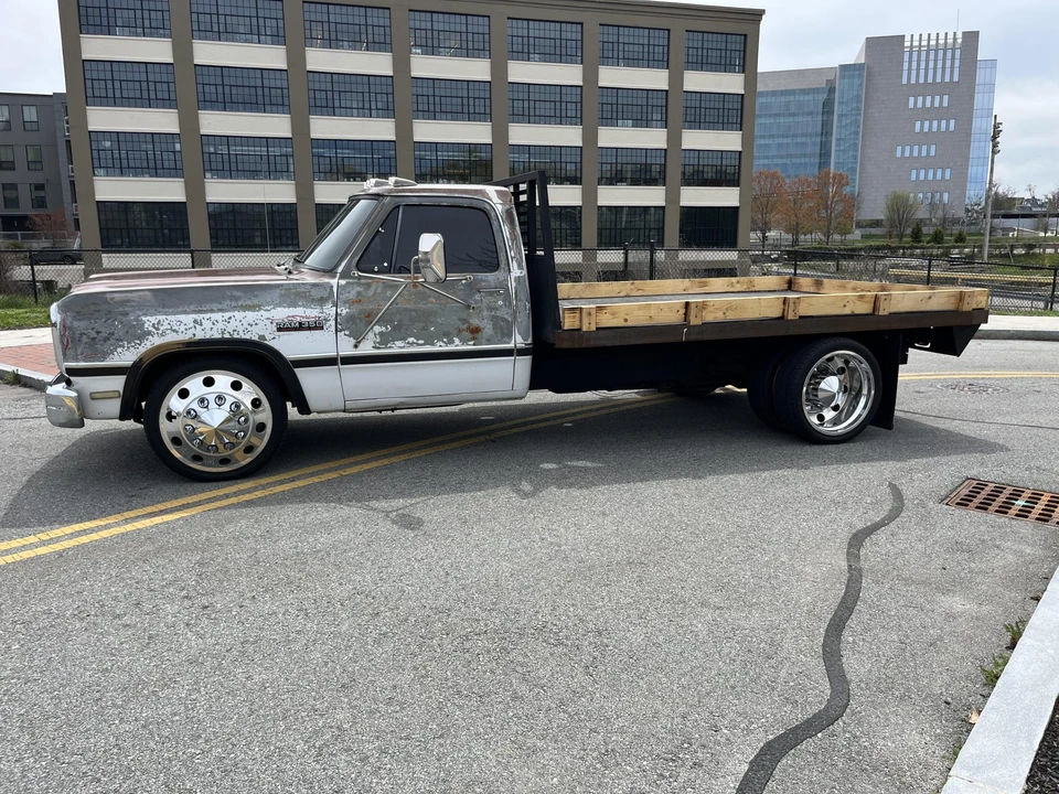 1993 Dodge Ram 1st Gen - Image 28 of 31