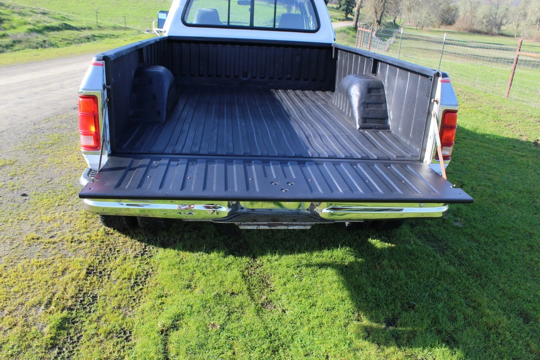 1993 Dodge Ram 1st Gen - Image 13 of 31
