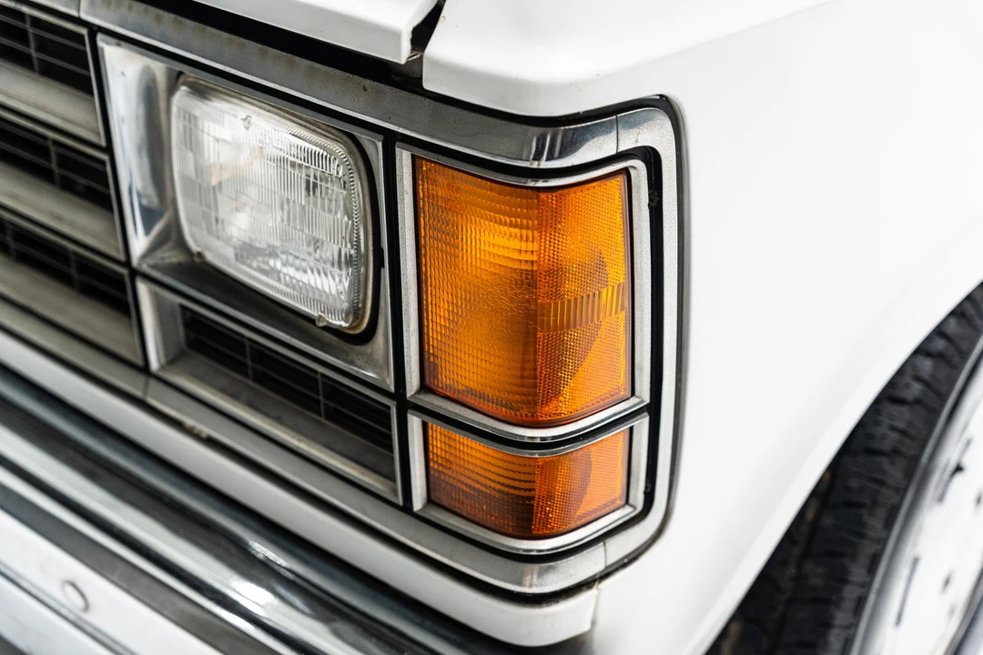 1993 Dodge Ram Van - Image 31 of 31