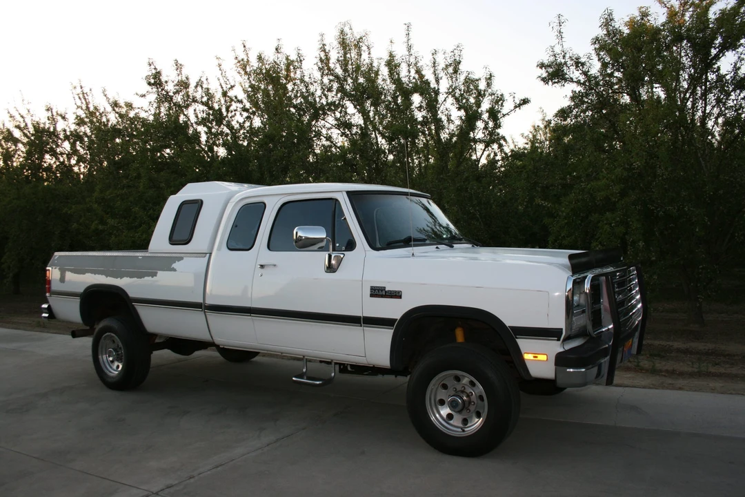 1993 Dodge Ram 1st Gen - Image 2 of 31