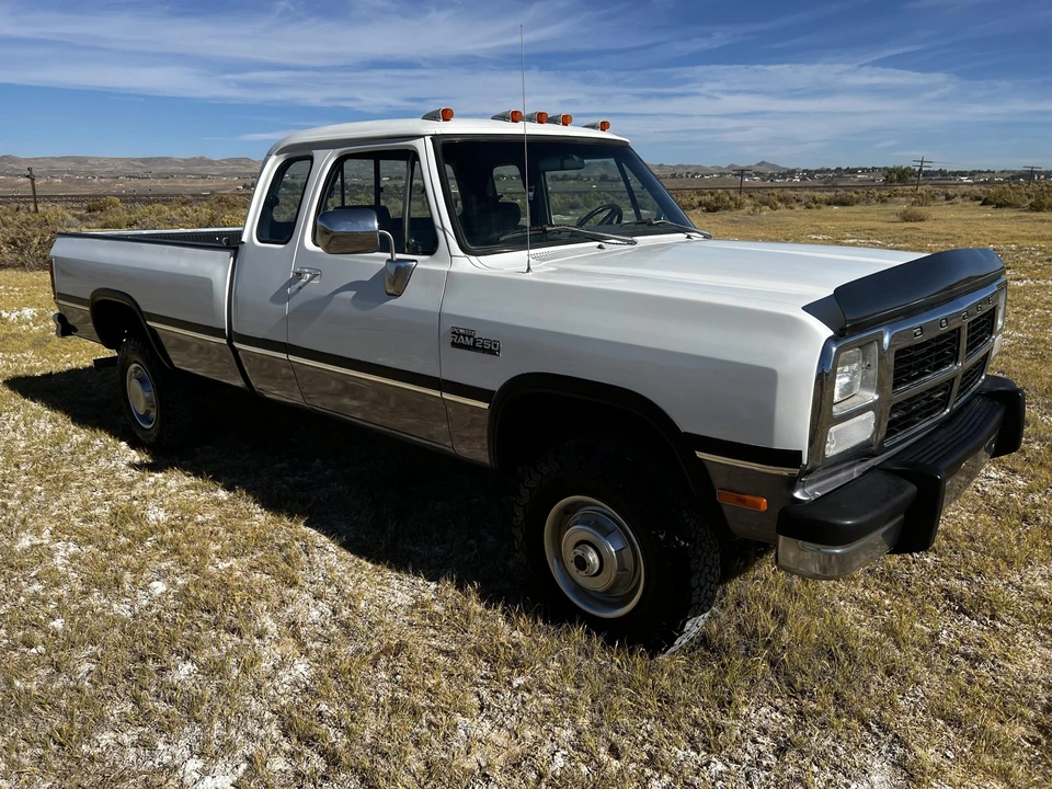 1993 Dodge Ram 1st Gen - Image 18 of 31