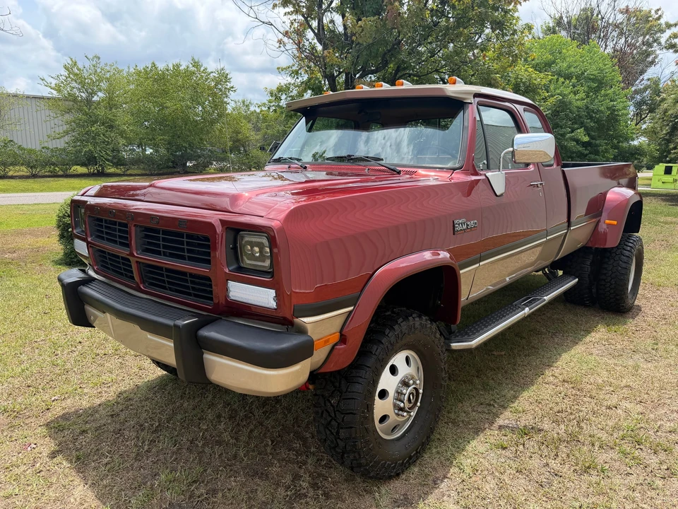 1993 Dodge Ram 1st Gen - Image 2 of 31