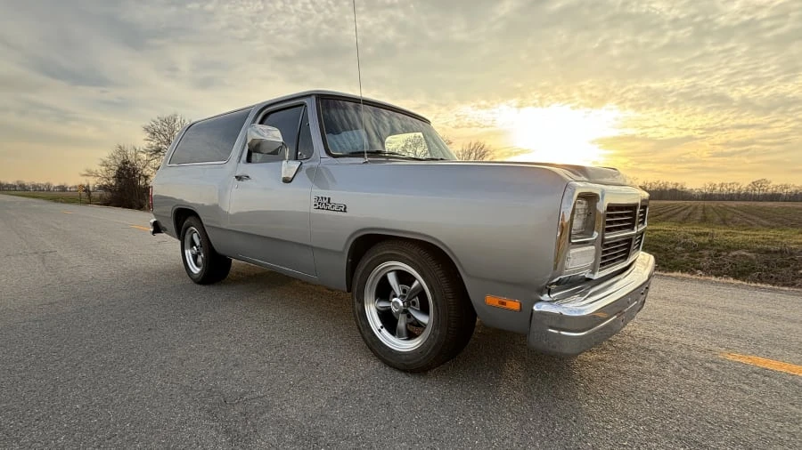 1993 Dodge Ramcharger - Image 3 of 3