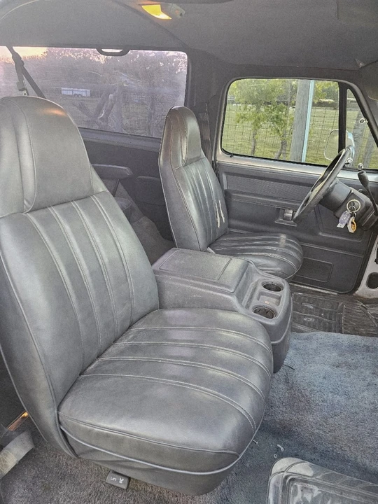 1993 Dodge Ramcharger - Image 10 of 17
