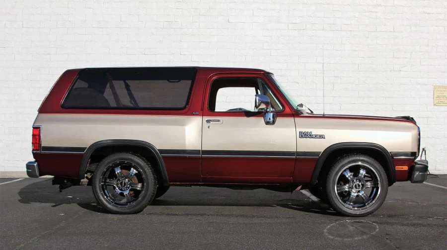 1993 Dodge Ramcharger - Image 2 of 11