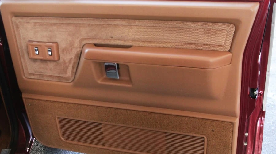 1993 Dodge Ramcharger - Image 11 of 11