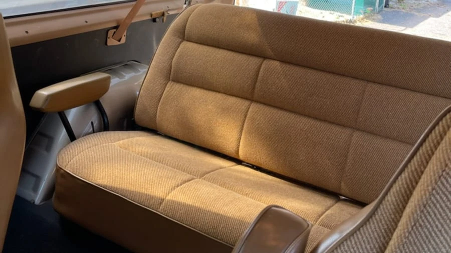 1993 Dodge Ramcharger - Image 3 of 6